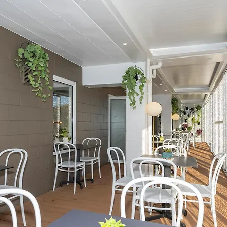 Best Western Newmarket Inn & Suites-3