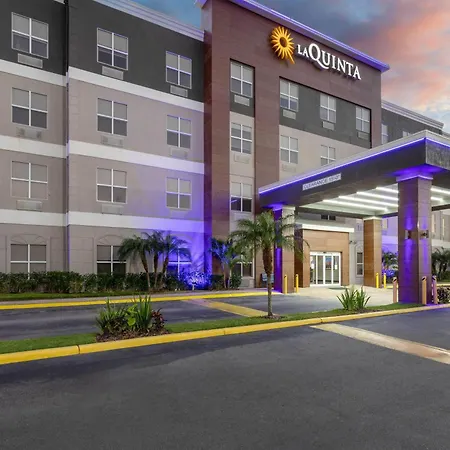 La Quinta By Wyndham Tampa Central-2