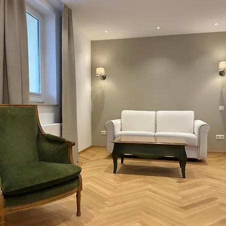 Hotel Spiegel Garni-3