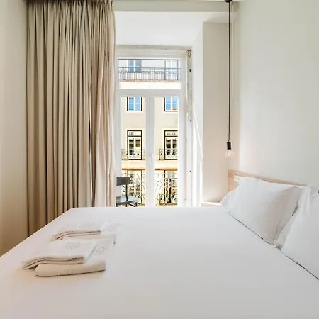 Gs Chiado Boutique Studios & Suites-3