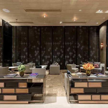 Hyatt Regency Bangkok Sukhumvit-3