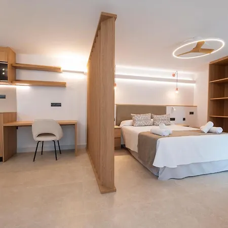 Apartamentos Blanco Sol-2