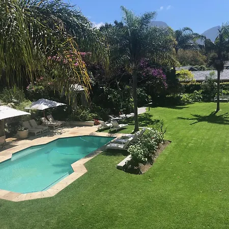Constantia Valley Lodge-3