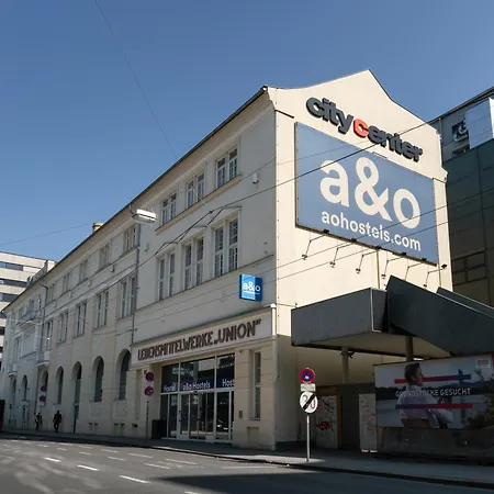 A&O Salzburg Hauptbahnhof-2