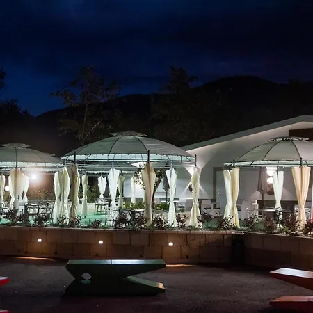 Villaggio Camping Le Ninfe del Mare-2