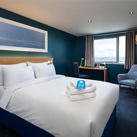 Travelodge Excel-3