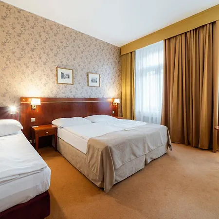 Hotel Raffaello-3