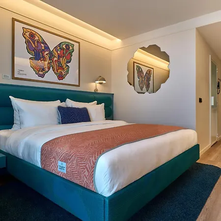 The Social Hub Barcelona Poblenou Extended Stay-2