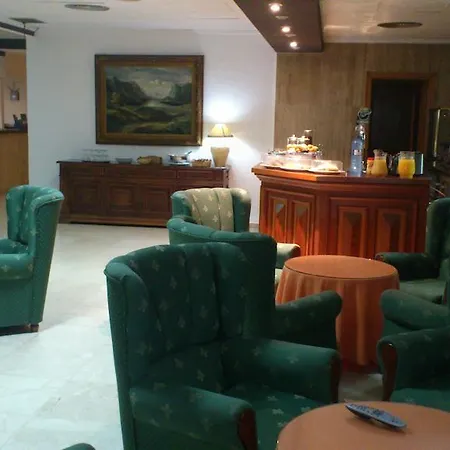 Hotel Reconquista-2
