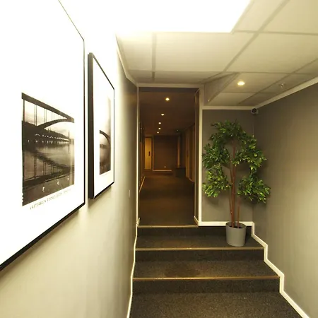 Grad Hotel&Hostel-2