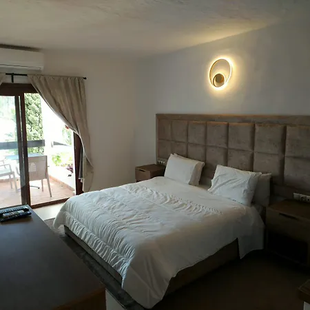 Hotel Mandy-3