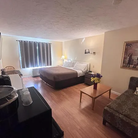 Atlantic Motel-2
