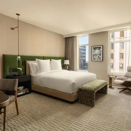 Four Seasons Hotel New York Downtown-3