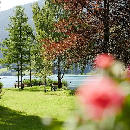 Lacus Hotel Am See-3