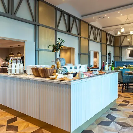 Park Inn By Radisson Antwerp City Centre-2