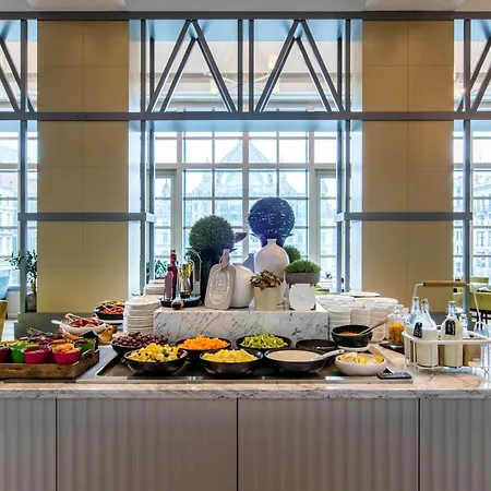 Park Inn By Radisson Antwerp City Centre-3