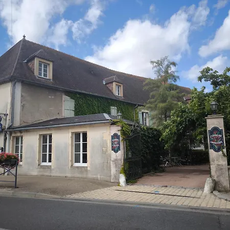 Logis Hotel Saint-Joseph-3