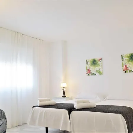 Apartamentos y casas SERINAMAR- Banús, Marbella-2