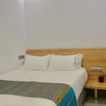 Hostal Palacio Luna-3