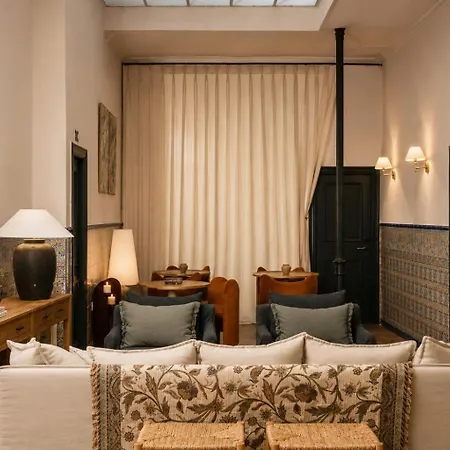 Honest Sevilla Hotel-3