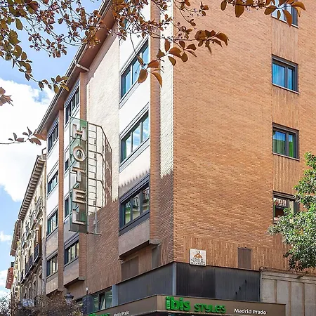 Ibis Styles Madrid Prado-2