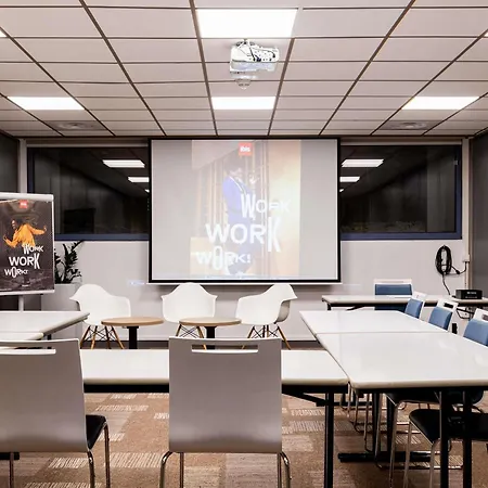 Ibis Bordeaux Centre Meriadeck-3