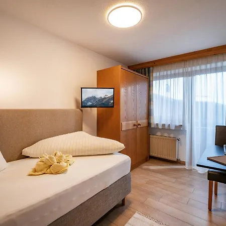Hotel Theresia Garni-2