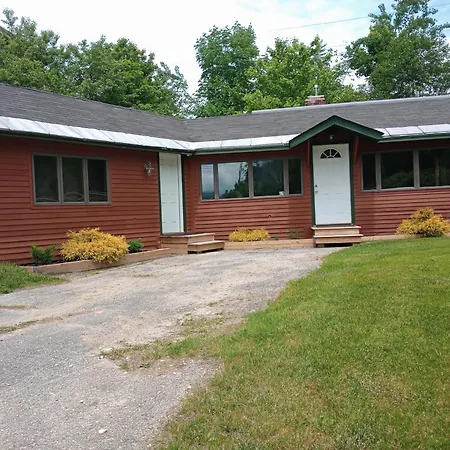 Killington/ Rutland 2 Bedroom Cabin, Cabin #4-2