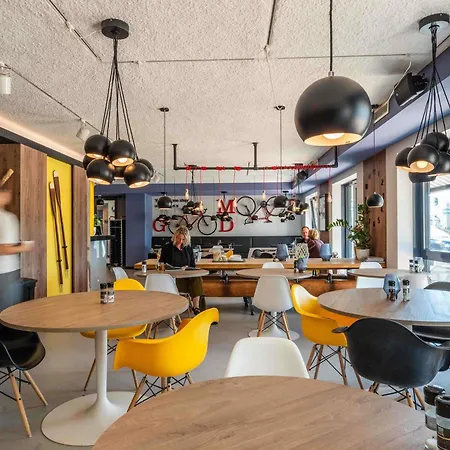 Ibis Styles Haarlem City-3