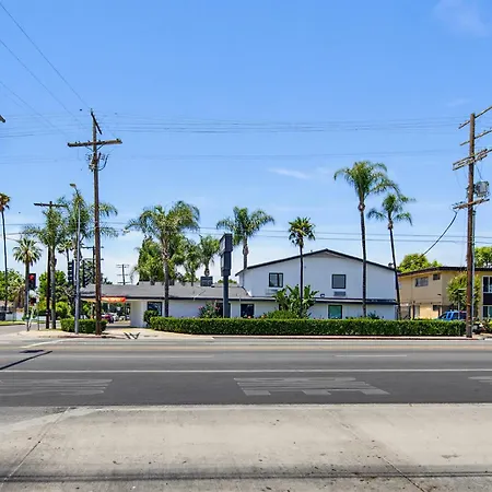 Hyland Inn Van Nuys-3