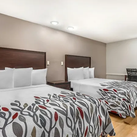 Red Roof Inn North Dallas - Park Central-2