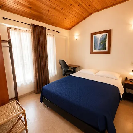 Hostal La Candelaria-2