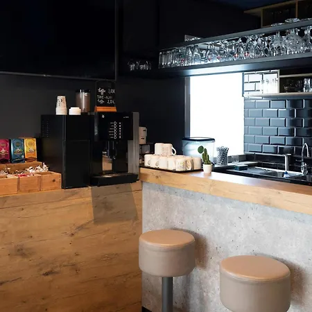 ibis budget Oostende Airport-2
