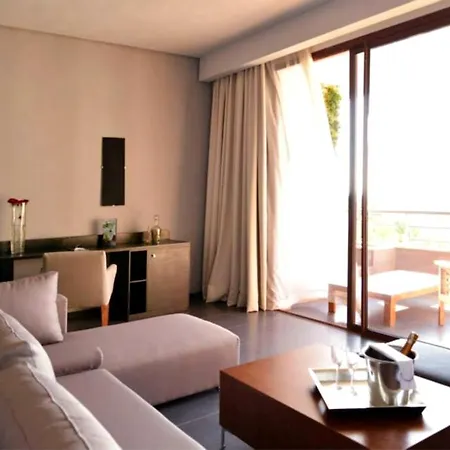 Hotel Des Arts Resort & Spa-2