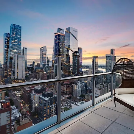 Doubletree By Hilton New York Times Square West-2