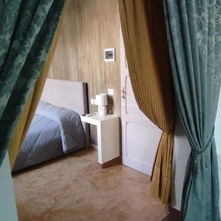 Ad Astra Rooms-3