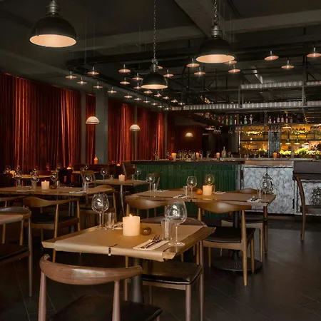 Moxy Miami South Beach-3