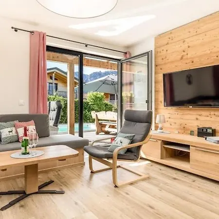 Chalet Alpenzauber Mit Beheiztem Pool, Inzell-2