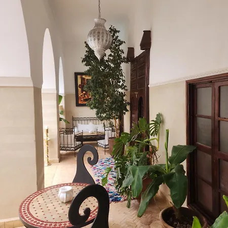 Riad Amira-2
