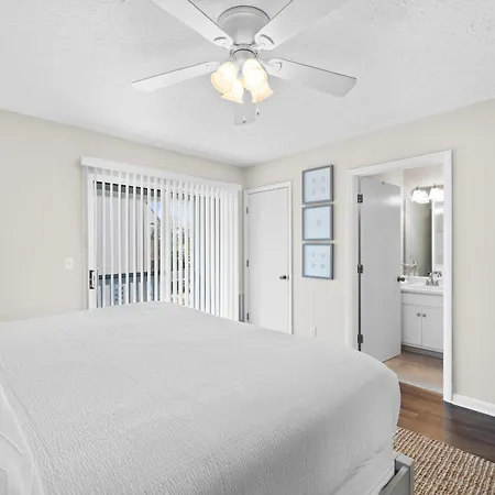 Wendwood Condominiums-3
