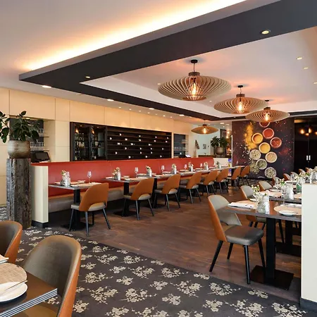 Mövenpick Hotel Amsterdam City Centre-2