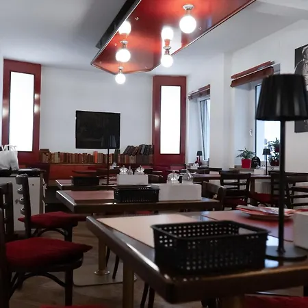 Stadt-gut-Hotel Rheinischer Hof-2