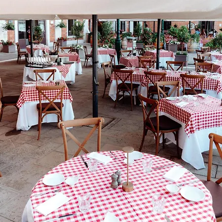 Hilton Molino Stucky Venice-3