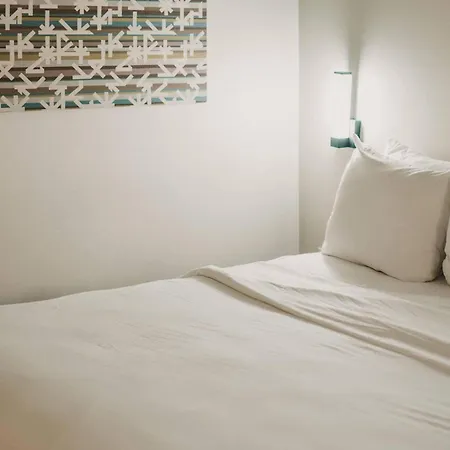 Cityflatshotel - Grand Rapids, An Ascend Collection Hotel-3