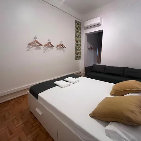 Castilho 63 Hostel & Suites-2