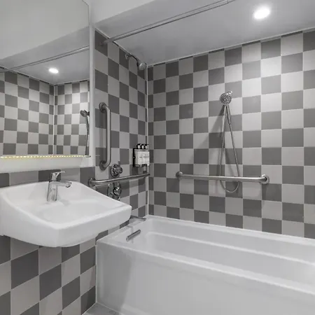 Best Western Premier Empire State Hotel-3