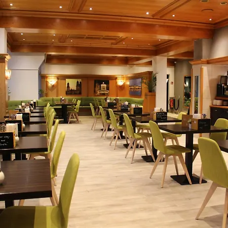 Holiday Inn Munich - South by IHG-3
