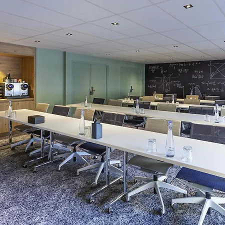 Novotel Bordeaux Centre Ville-3
