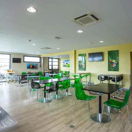 Hotel Ibis Styles Bourges-3