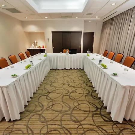 Holiday Inn Montreal Centre Ville Downtown By Ihg-2